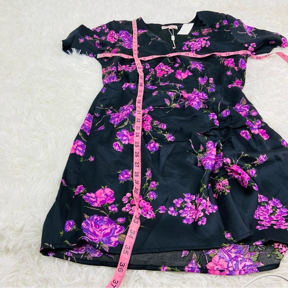 NWT LEYDEN black & purple silky satin floral mini dress size medium - Picture 7 of 17